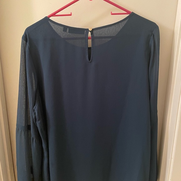 Apt. 9 Women's Elegant Dark Green Blouse - Picture 2 of 4